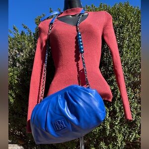 Badgley Mischka Wrapped Frame Crossbody-Blue-used once with a tag-good condition